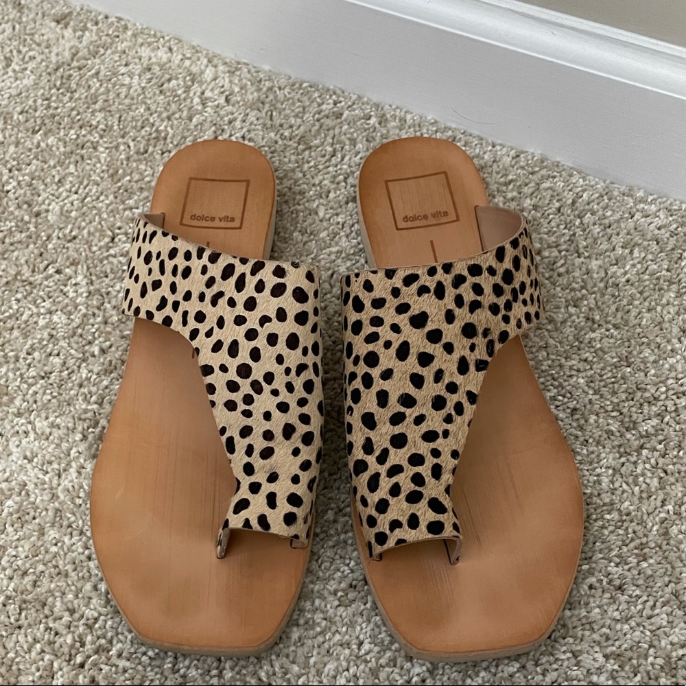 Dolce Vita leopard print sandals
